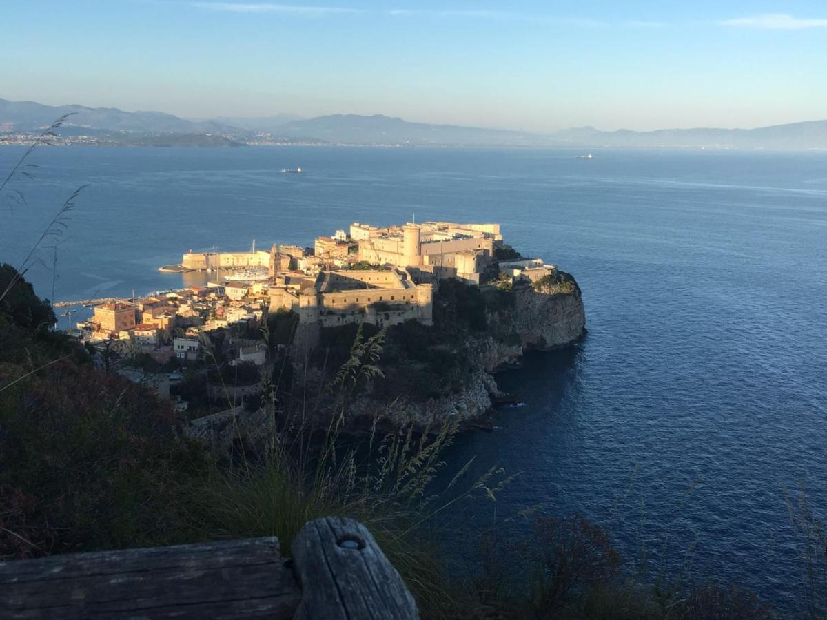 Brezza Di Mare Gaeta B&B Dış mekan fotoğraf