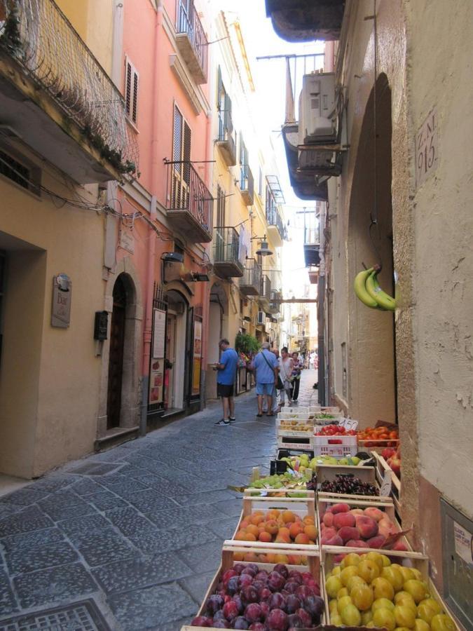 Brezza Di Mare Gaeta B&B Dış mekan fotoğraf